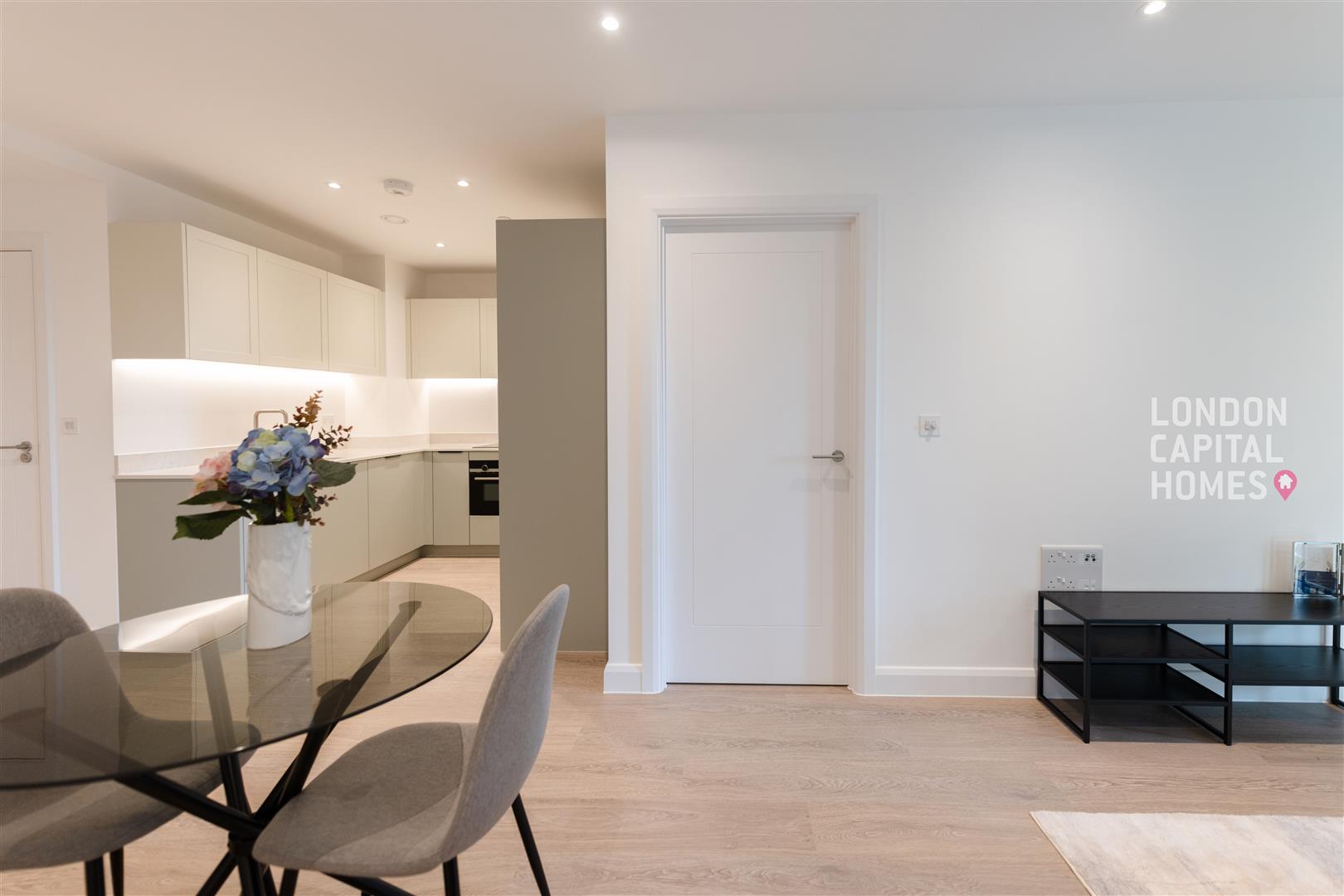 1 bed property in 2 Eden Place, London